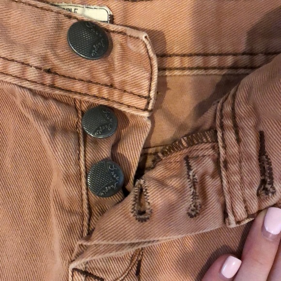 Free people pink jean shorts - Picture 2 of 3